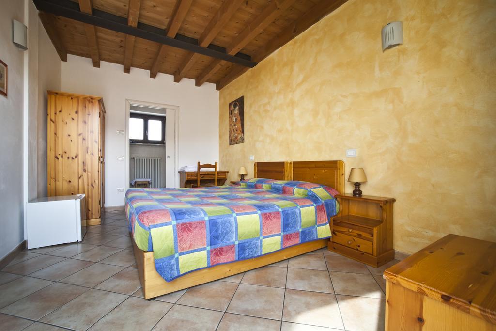 Agriturismo Le Sigalette Salionze Exterior photo